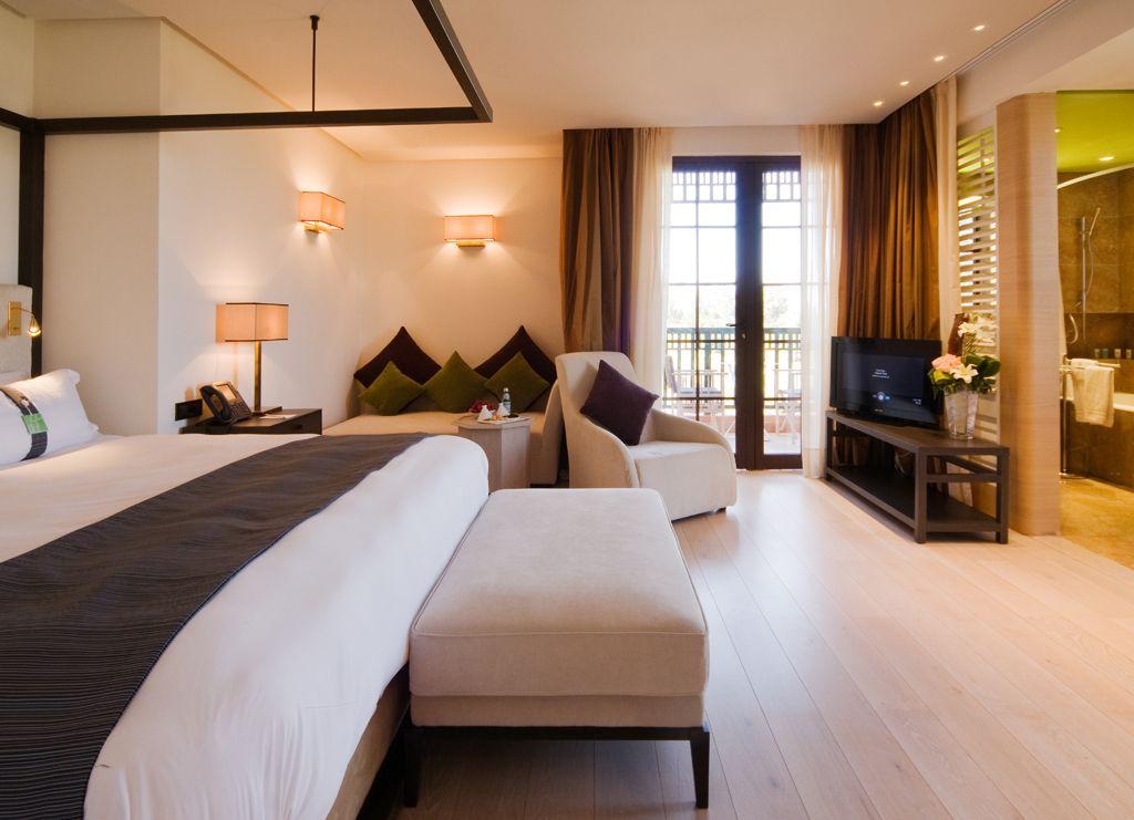 Hotel Du Golf Rotana - Golf course view room