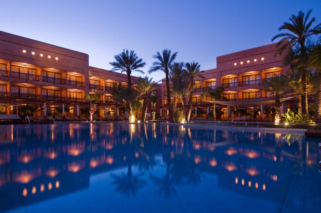 Hotel du golf rotana pool