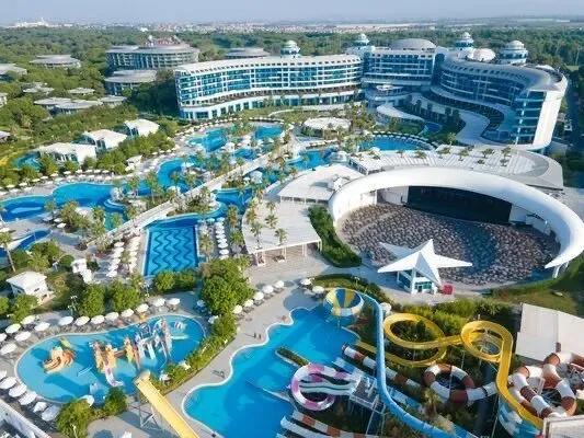 Sueno Deluxe Hotel 3